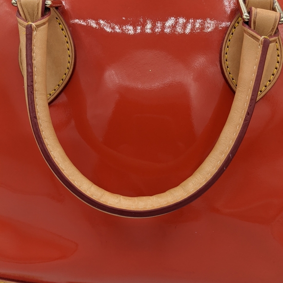 EUC Dooney & BourkeDarcy Orange Patent Leather Satchel - Picture 11 of 16